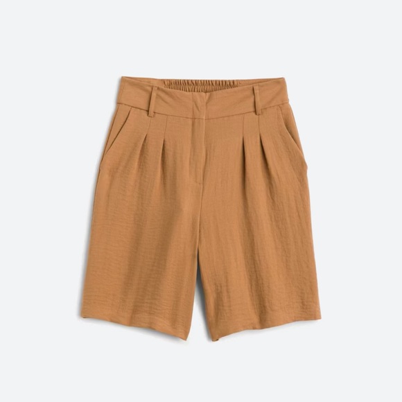 Vero Moda Kaylee High Rise Pleat Front Shorts - Picture 4 of 12